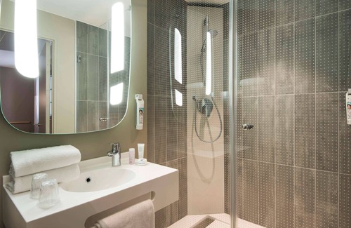 Saint-Germain-en-Laye Hotel | ibis Saint Germain en Laye Centre