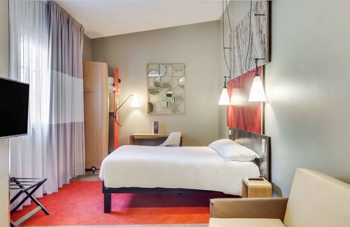 Saint-Germain-en-Laye Hotel | ibis Saint Germain en Laye Centre