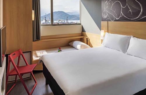 Santos Hotel | ibis Santos Valongo