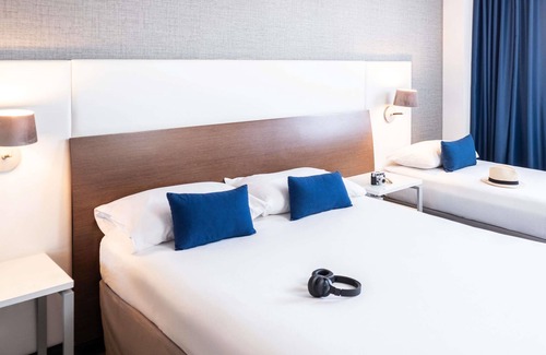 La Coruna Hotel | ibis Styles A Coruña