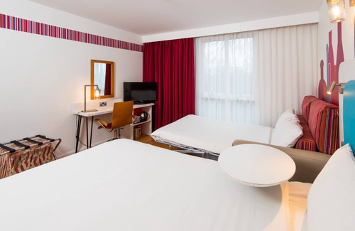 Dodworth Hotel | Ibis Styles Barnsley Hotel