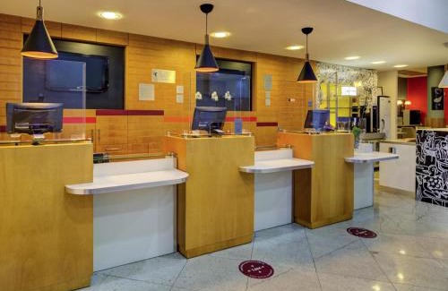 Jardim da Penha Hotel | ibis Vitoria Praia de Camburi