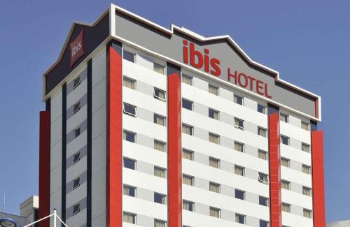 Triangulo das Bermudas Hotel | ibis Vitoria Praia do Canto