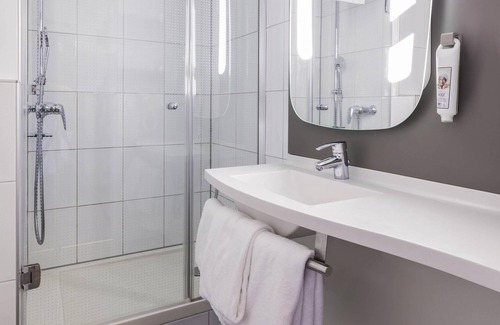 Seebach Hotel | ibis Zurich Messe-Airport