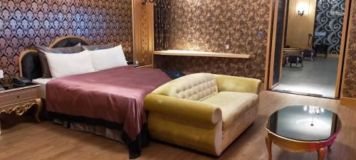 Xitun District Hotel | Icloud Luxury Resort & Hotel