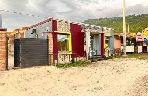 Western Province Apartment | ICONIC CREATIVE ACCOMMODATION