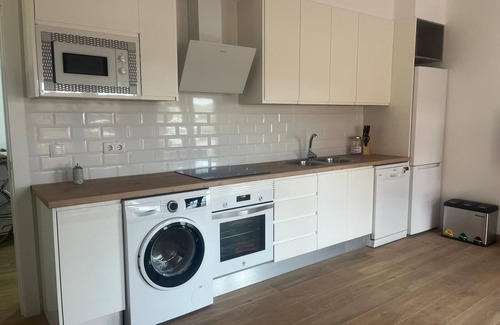 Carboneras de Guadazaon House | Ideal Para Grupos de Amigos y Familias