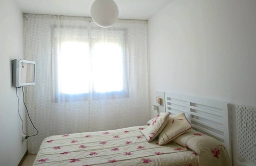 Vilanova Condo | IDEAL FLAT WITH CHILDREN, WIFI, BEACH, TRANQUILITY