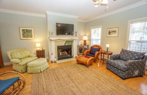 Port Royal House | Ideal Location! Perfect for Graduations and Lowcountry Getaways!