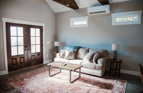 Lawrenceburg Cottage | Ideal One-Bedroom Getaway on the Bourbon Trail