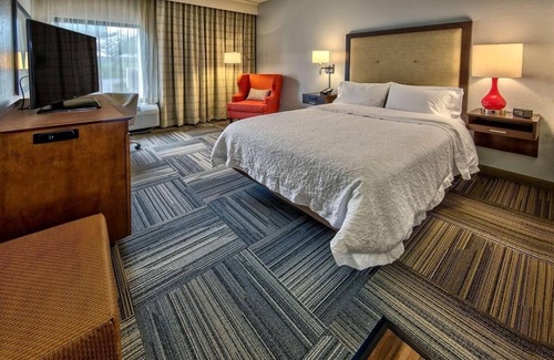 Southaven Hotel | Ideal Room for Exploring Memphis Landmarks & Cultural Sites Nearby