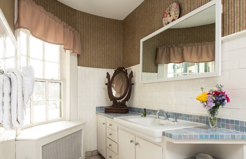 Watkins Glen Bed & Breakfast | Idlwilde Inn