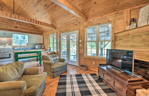 Fruitvale House | Idyllic Cabin with Fire Pit, Kayak On-Site!