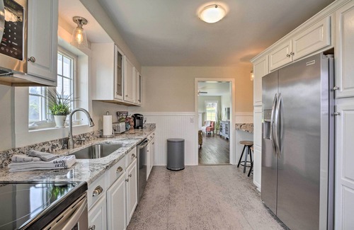 Athens House | Idyllic Getaway w/Deck ~ 4 Mi to Dtwn Athens