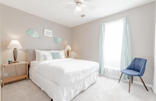 Irmo House | Idyllic in Irmo-Close to Lake Murray-Ft Jackson-Outdoor Adventures