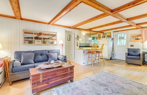 Bradford Cottage | Idyllic Lakefront Cottage Near Mount Sunapee