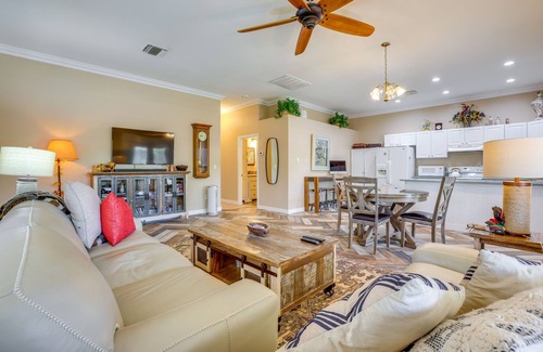 Las Vegas Cottage | Idyllic Las Vegas Oasis w/Outdoor Pool!