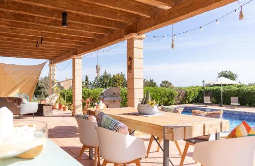 Manacor Villa | Idyllische Natur-Finca mit 12m Pool & Meerblick