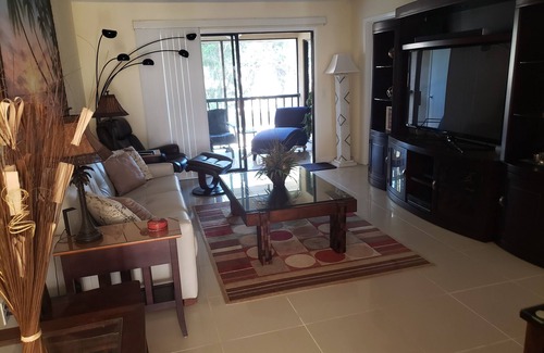 Pinellas Point Condo | If you love St Pete, this is he perfect place.