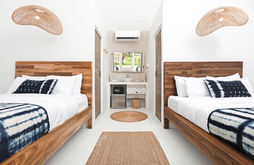 Manuel Antonio Hotel | Igloo Beach Lodge