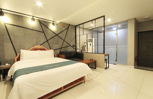 Songman Hotel | Iksan Feel Self Check-in Motel