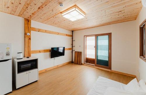 Iksan House | Iksan Mureungdowon