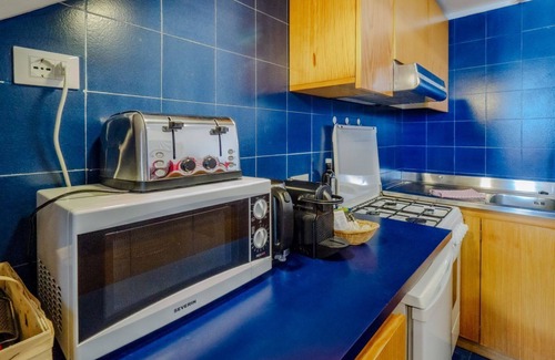 Manarola Apartment | Il Baluardo Sea View Apartment on the Cliff