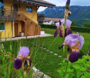 Trambileno Apartment | Il Biancospino Appartamento in Villa