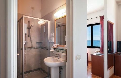 Porto Recanati Hotel | Il Brigantino