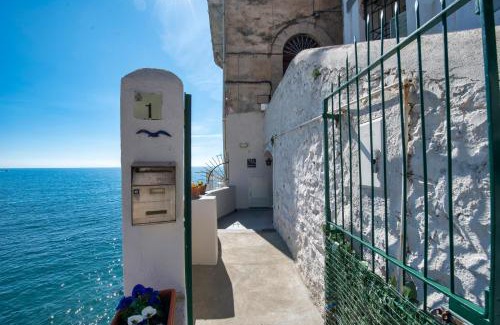 Minori Apartment | IL Nido Del Gabbiano