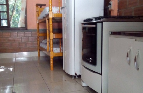 Paranagua Ski Chalet | Ilha do Mel - Praia Grande - Canto da Vó - Kitchenette furnished for up to 5 people