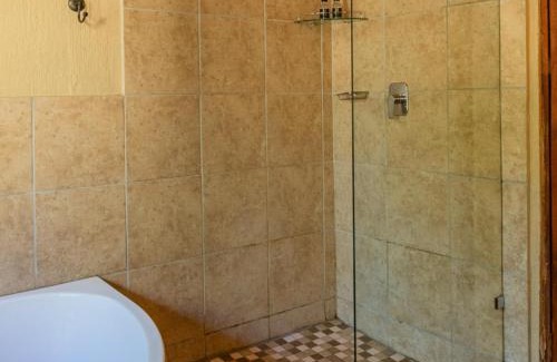 Hoedspruit Hotel | Impala Cottage