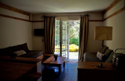 San Carlos de Bariloche Hotel | Impeccable 2BR Condo w Spacious Balcony and Waterfront