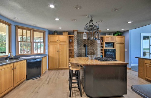 Camden House | Impeccable Home w/Dock & Pool on Lake Wateree!