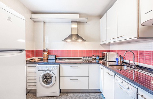 Lujar Apartment | In a very quiet area of Costa Tropica welcomes you this beautiful apartment with sea view.