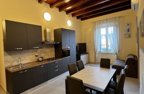 Isola del Liri House | In Centro - Rooms and Apartments