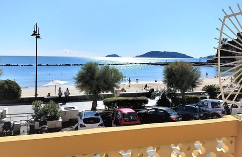 San Terenzo Apartment | In Front Of The Sea - Lerici - San Terenzo