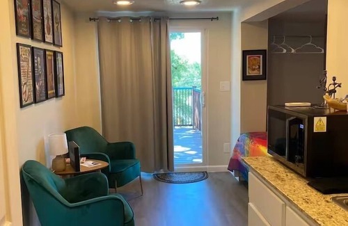 Medicine Park Apartment | In the Heart of Medicine Park, Right outside the Apache Gate of Fort Sill. Super close to Fort Sill!