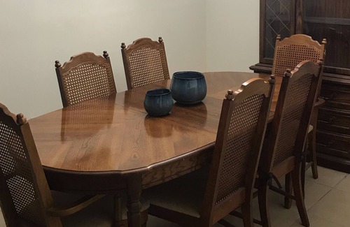 Overtown House | In the HEART of Miami! CLOSE TO POPULAR TOURIST LOCATIONS AND BEACHES!