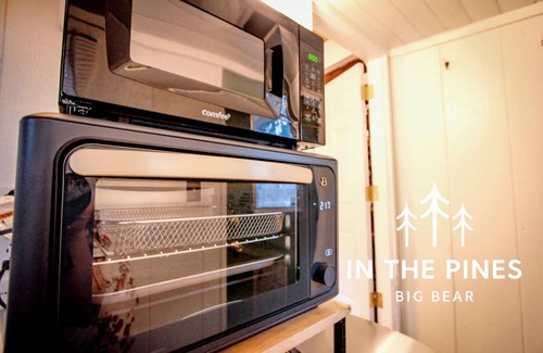 Fawnskin Cabin | In the Pines | Luxury Forrest Cabin *Pet Friendly