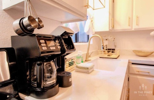 Fawnskin Cabin | In the Pines | Luxury Forrest Cabin *Pet Friendly