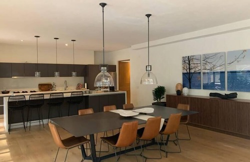 Avandaro House | Incomparable House with Jacuzzi and Patio