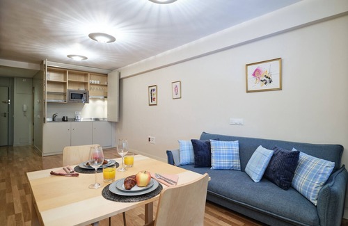 Castellana Apartment | Incredible apartment at Salamanca