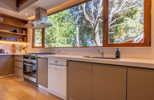 San Carlos de Bariloche House | Incredible house on nahuel huapi lake