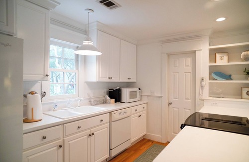 Seaside House | Incredible Tower w/Gulf Views Across from Beach in Seaside, + 2 Adult Bikes!