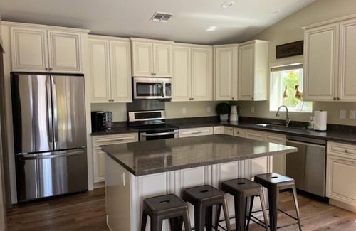 Central Scottsdale House | Incredibly spacious Gathering place, Private Pickleball Court, Sleeps 14,