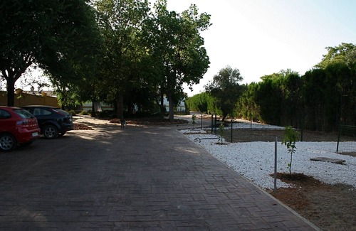 Palomares del Rio House | Independent apartment in villa with 3000m plot and shared pool