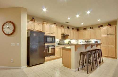 Terra Lago House | Indio Getaway with Private Pool and Putting Green