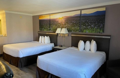 Indio Hotel | Indio is Incredible! - Day Inn By Wyndham - 2 Queen Bed room for Coachella