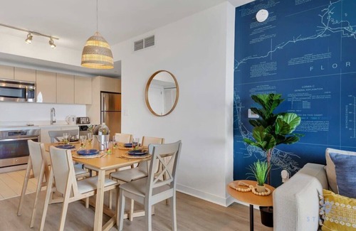 Hallandale Beach Apartment | Infinite Views + Amazing Pool + Gym + Near Beach